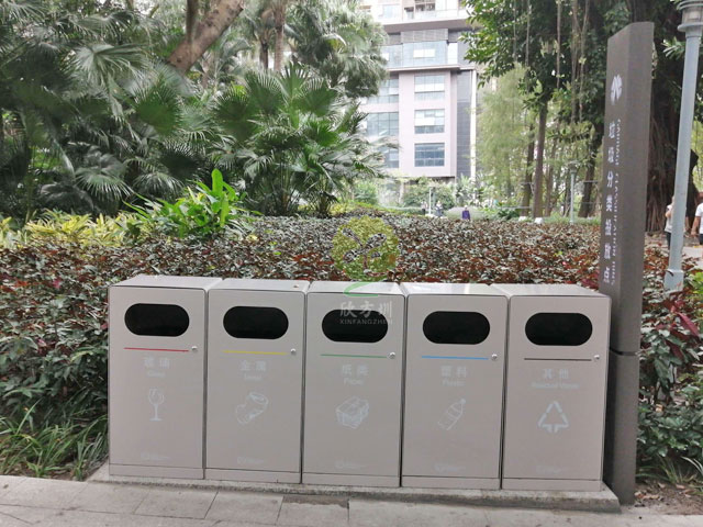 深圳兒童公園不銹鋼戶外分類垃圾桶